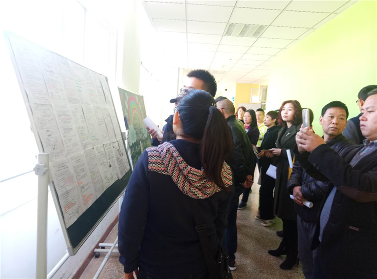 走進校園，走進孩子